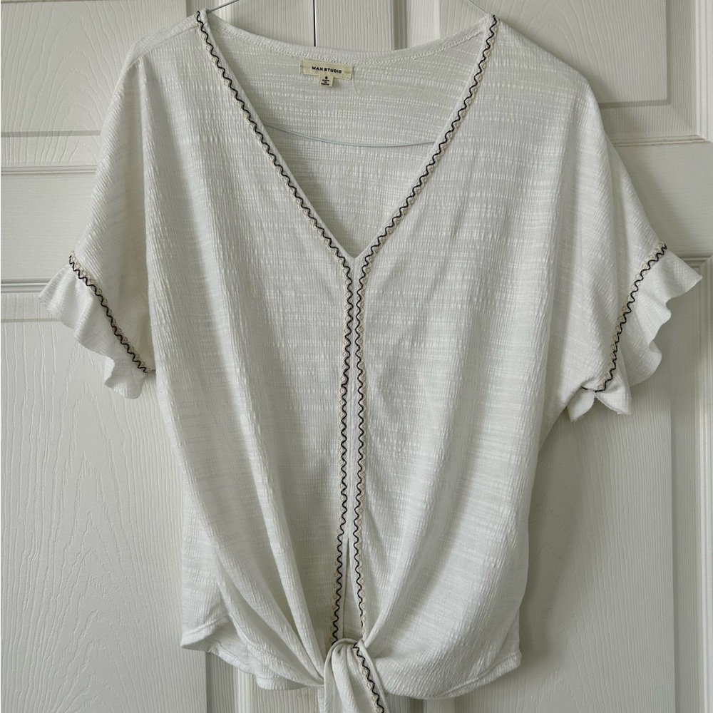 Max Studio white ruffle sleeve top